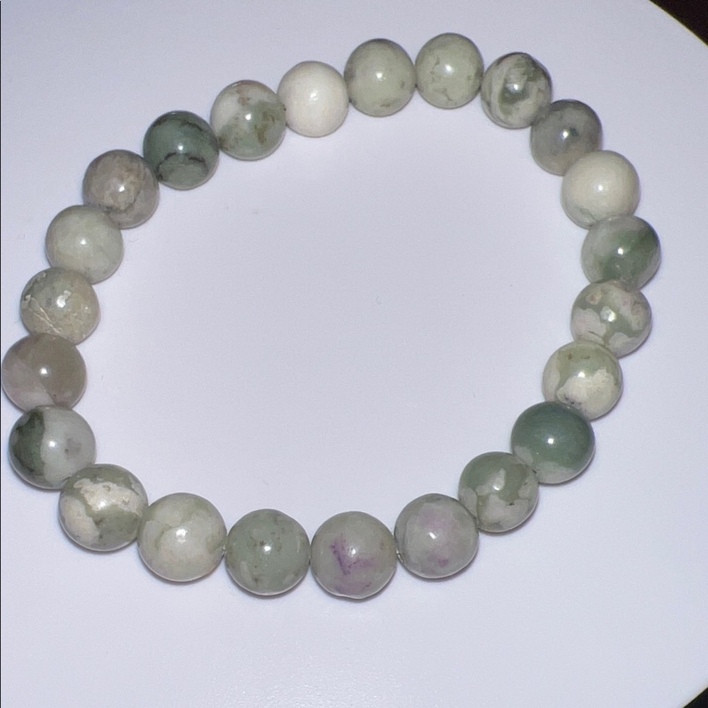 Green and Cream Beaded Stretch Bracelet - Natural Stone